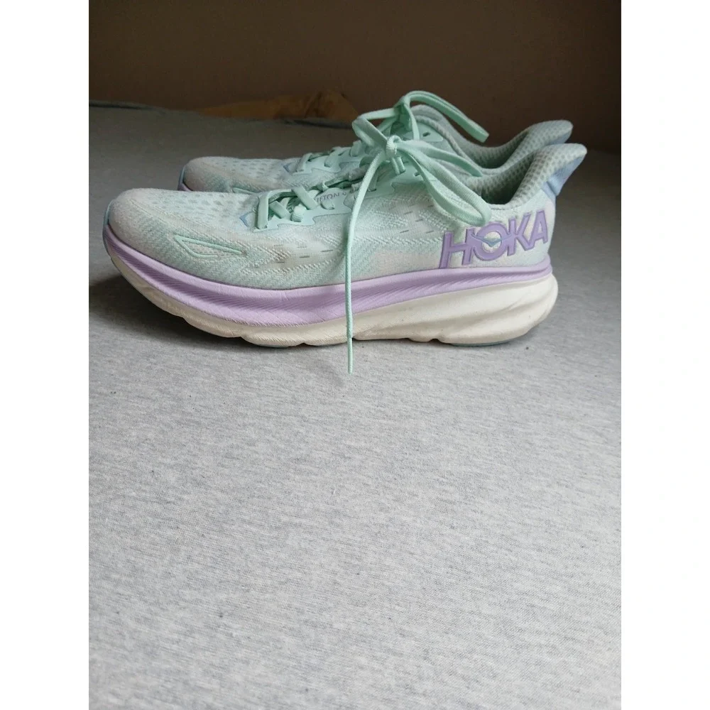 Hoka Womens 9 B Clifton 9 Sneakers Casual Athletic Running Active Blue Comfort